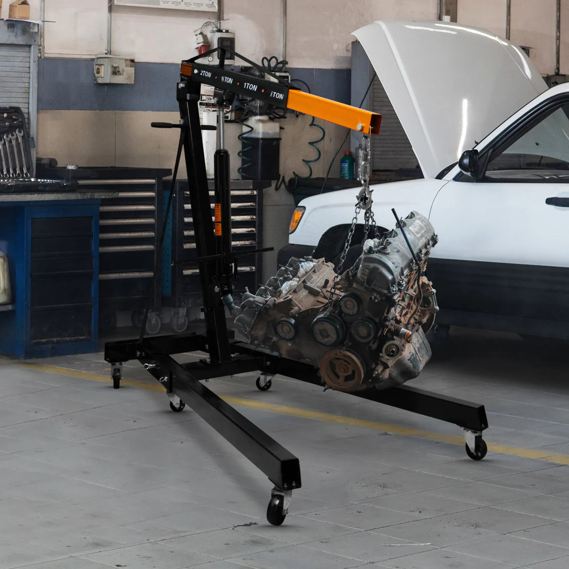 2 tonne engine crane in garage